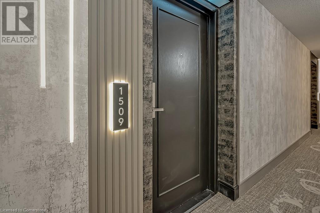 Property at 1276 MAPLE CROSSING Boulevard Unit# 1509 image 5
