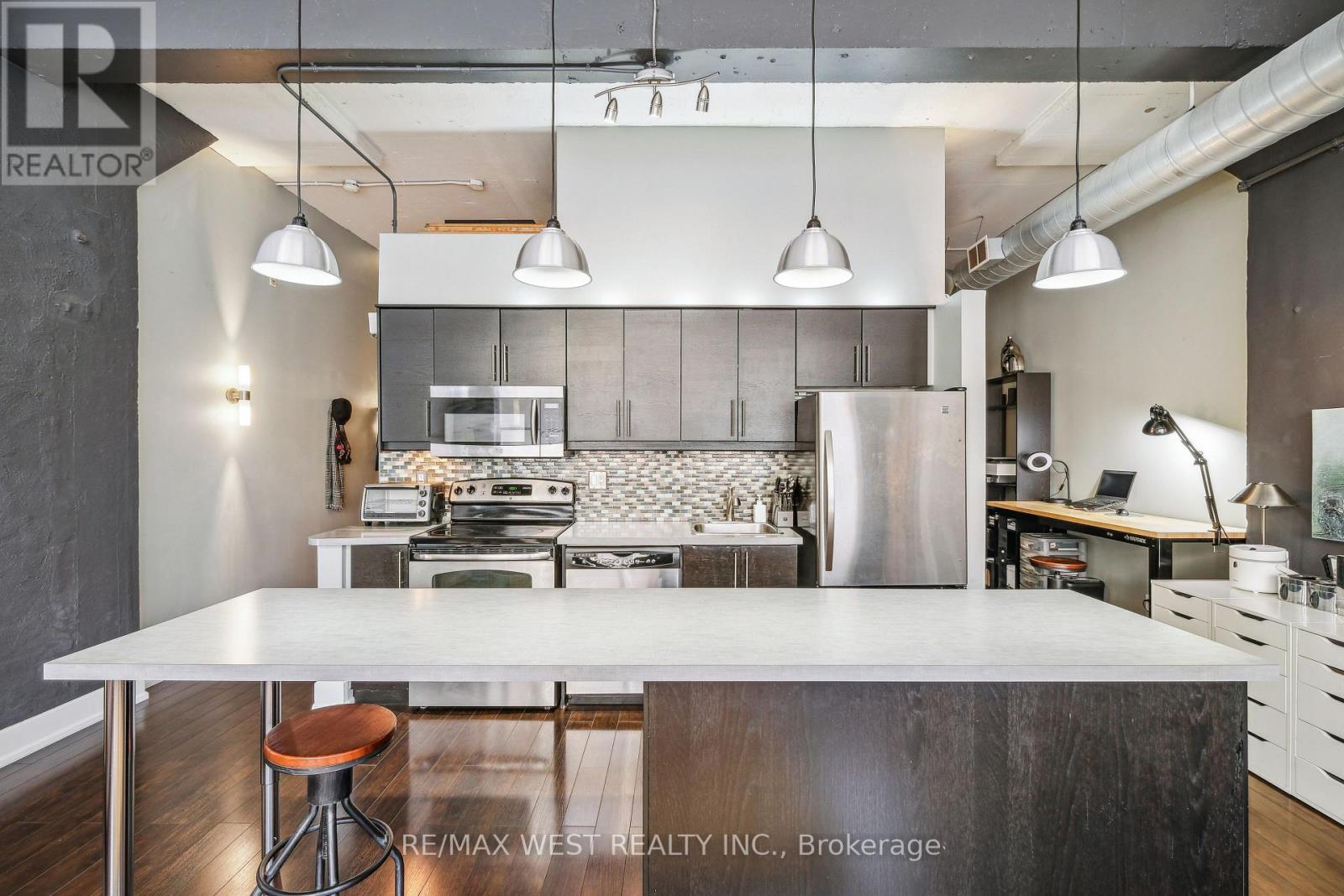 111 - 365 Dundas Street E, Toronto (Moss Park), Ontario  M5A 4R9 - Photo 3 - C11949521