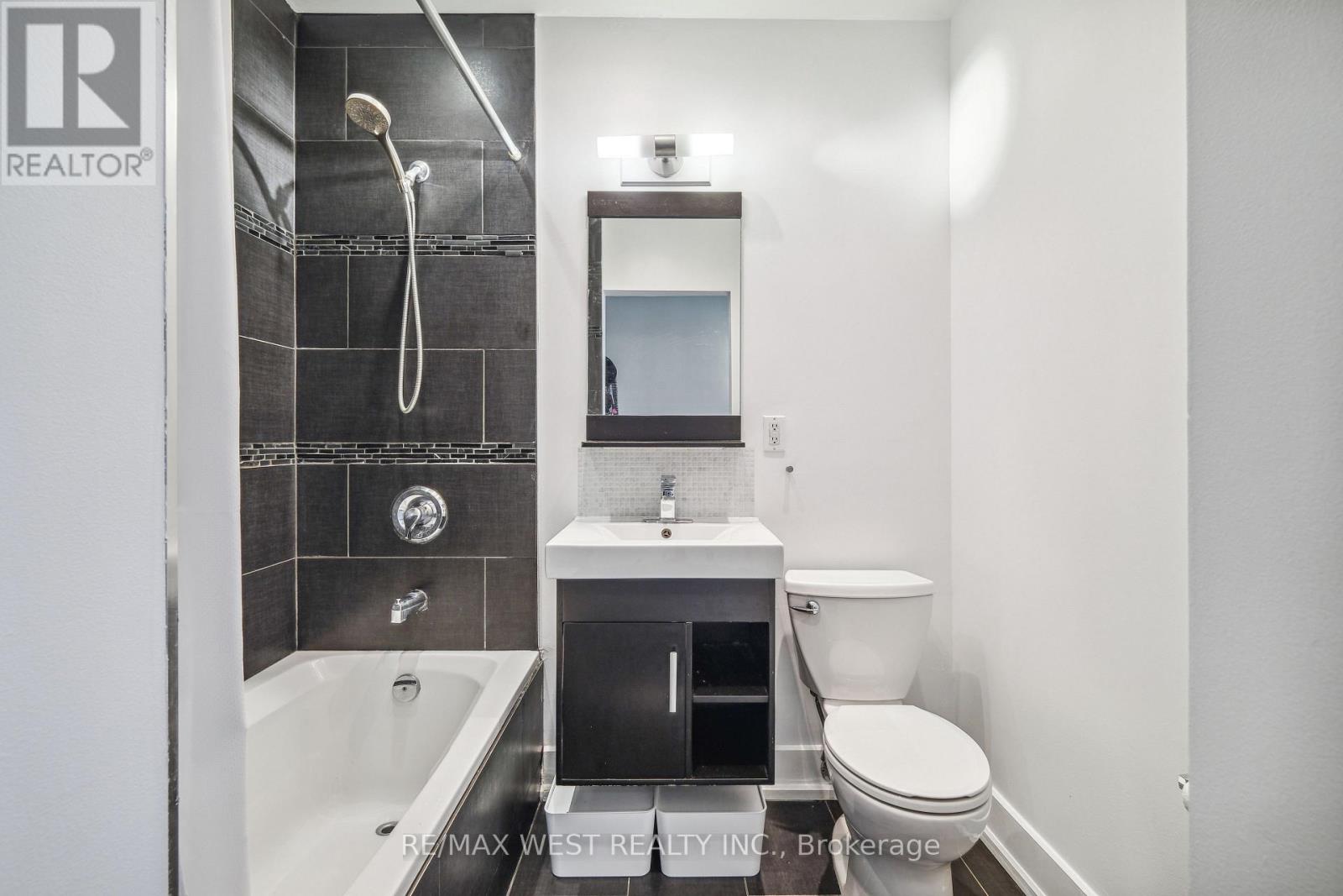 111 - 365 Dundas Street E, Toronto (Moss Park), Ontario  M5A 4R9 - Photo 8 - C11949521