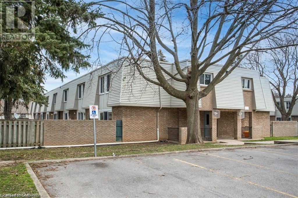 17 OLD PINE Trail Unit# 178, St. Catharines, Ontario