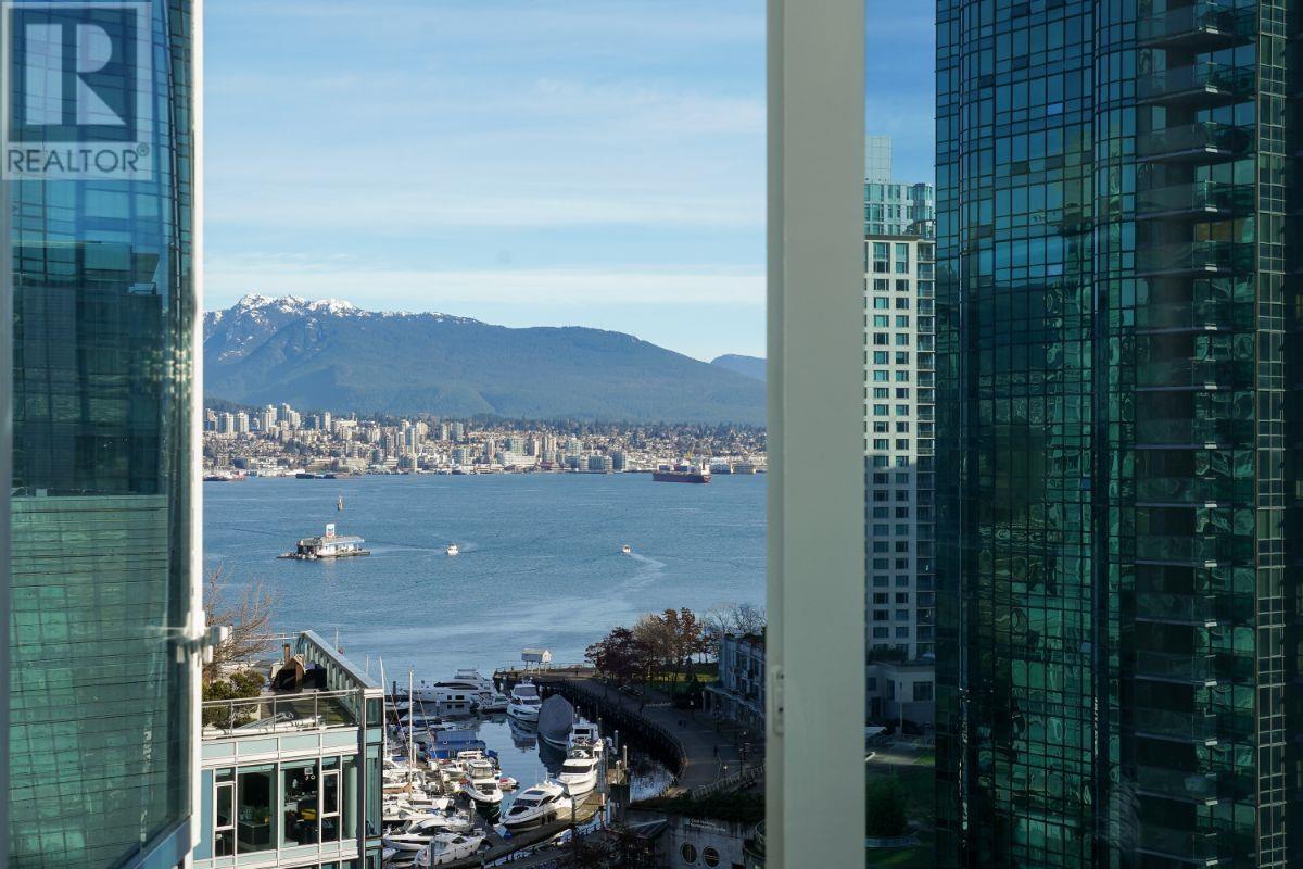 Listing Picture 37 of 37 : 1004 1415 W GEORGIA STREET, Vancouver / 溫哥華 - 魯藝地產 Yvonne Lu Group - MLS Medallion Club Member