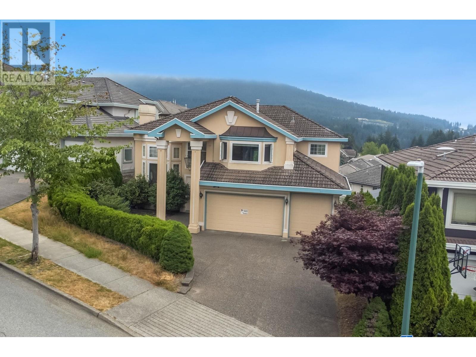 1569 Pinetree Way, Coquitlam, British Columbia  V3E 3B5 - Photo 1 - R2962167