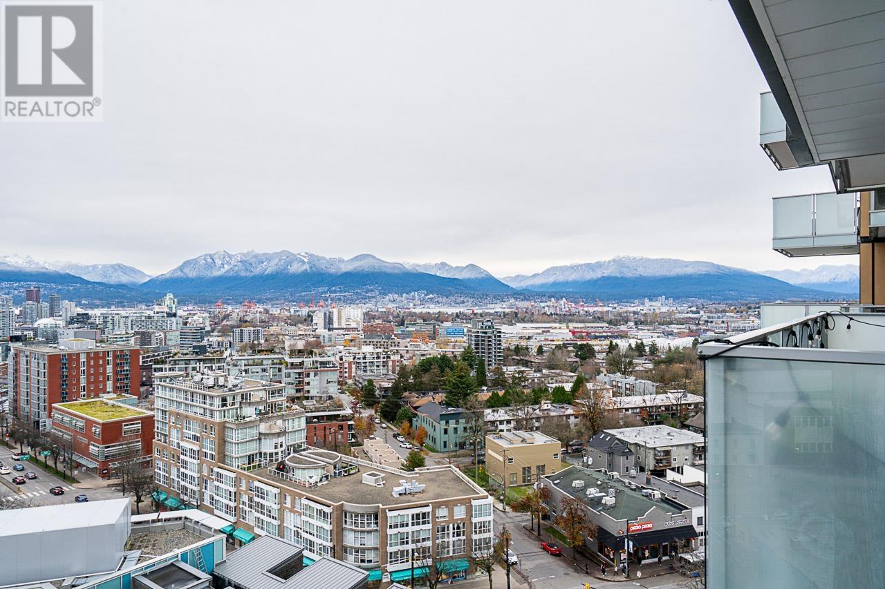 1611 285 E 10TH AVENUE, Vancouver