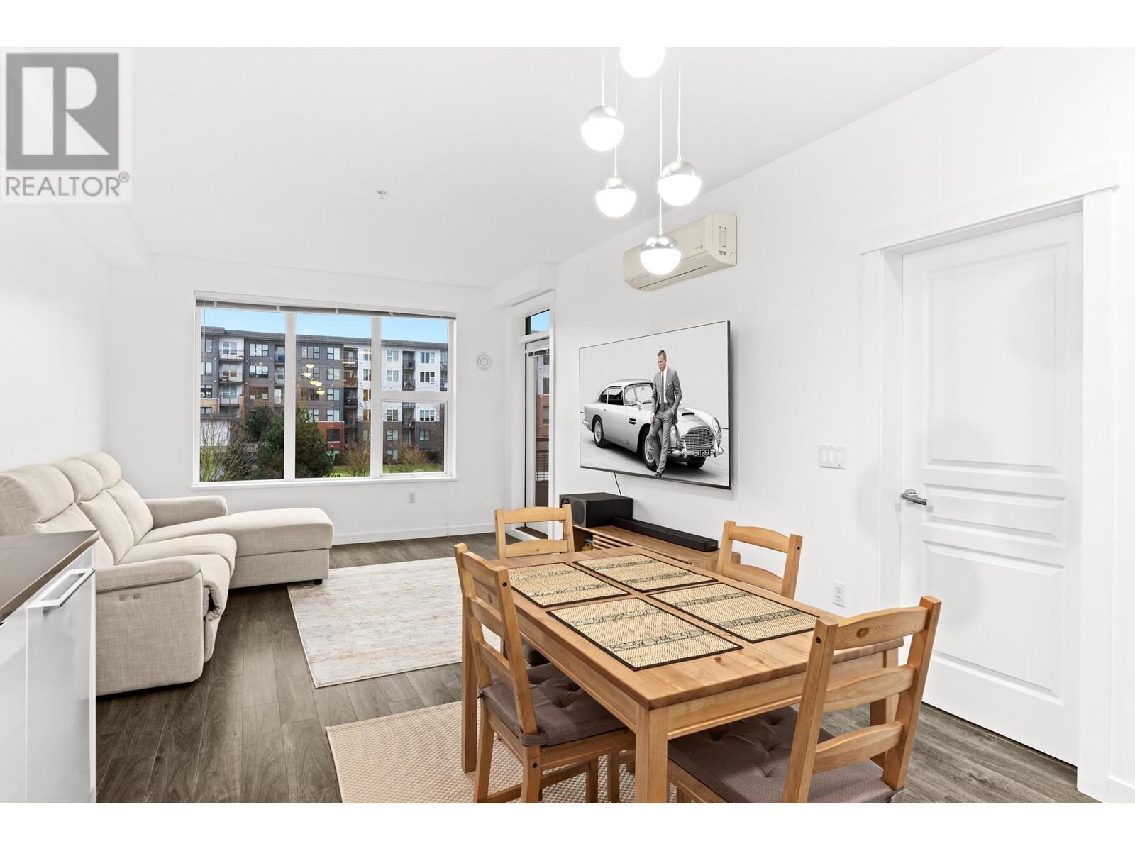 Listing Picture 5 of 37 : 322 9366 TOMICKI AVENUE, Richmond / 烈治文 - 魯藝地產 Yvonne Lu Group - MLS Medallion Club Member