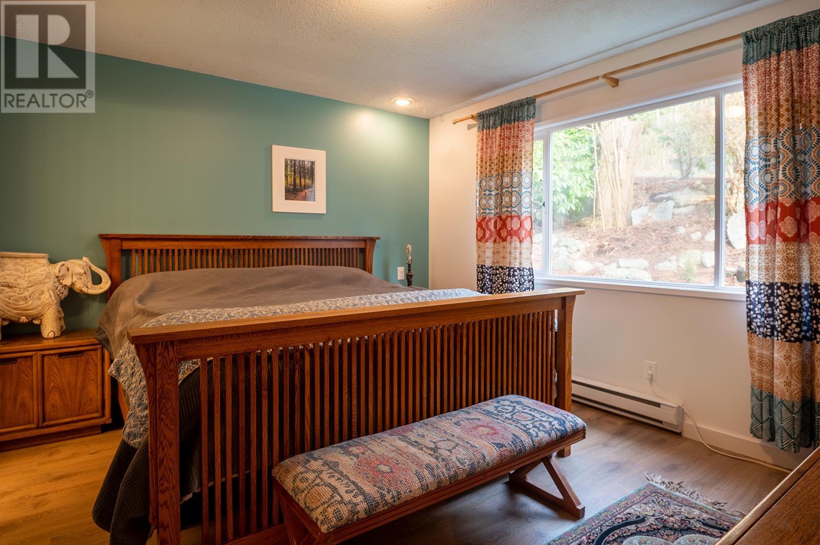 5220 Claydon Road, Garden Bay, British Columbia  V0N 1S1 - Photo 14 - R2962209