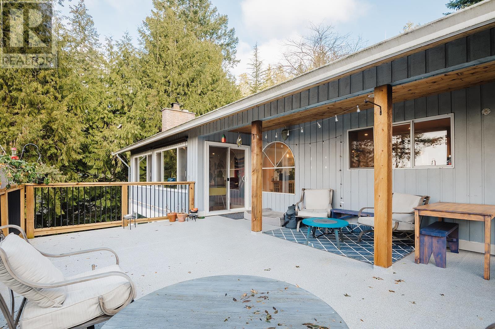 5220 Claydon Road, Garden Bay, British Columbia  V0N 1S1 - Photo 19 - R2962209