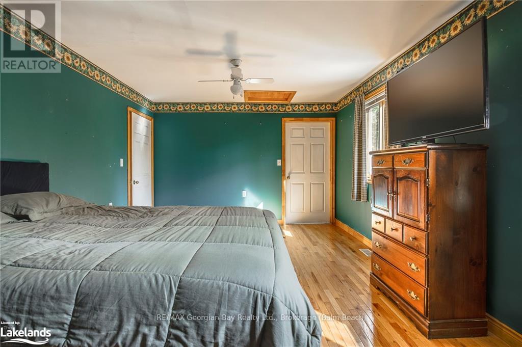 49 Third Street, Tiny, Ontario  L0L 2J0 - Photo 23 - S11823085