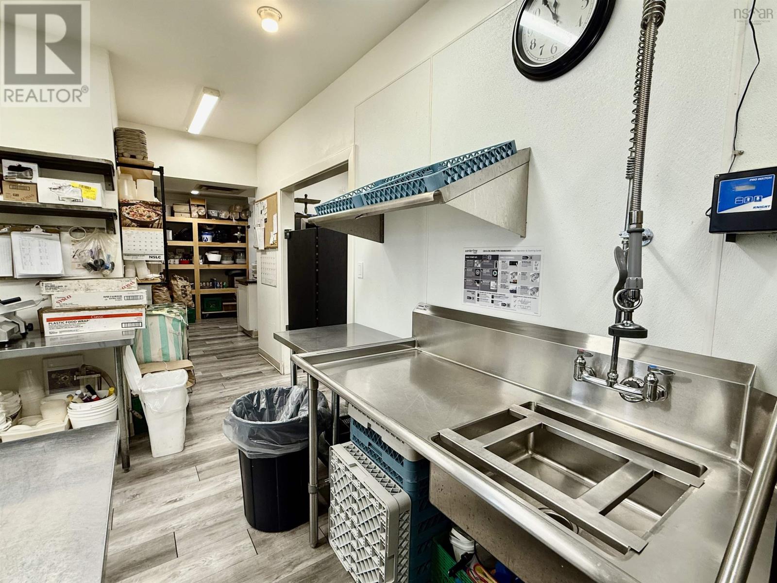 2732 Main Street, Clark's Harbour, Nova Scotia  B0W 1P0 - Photo 34 - 202502052