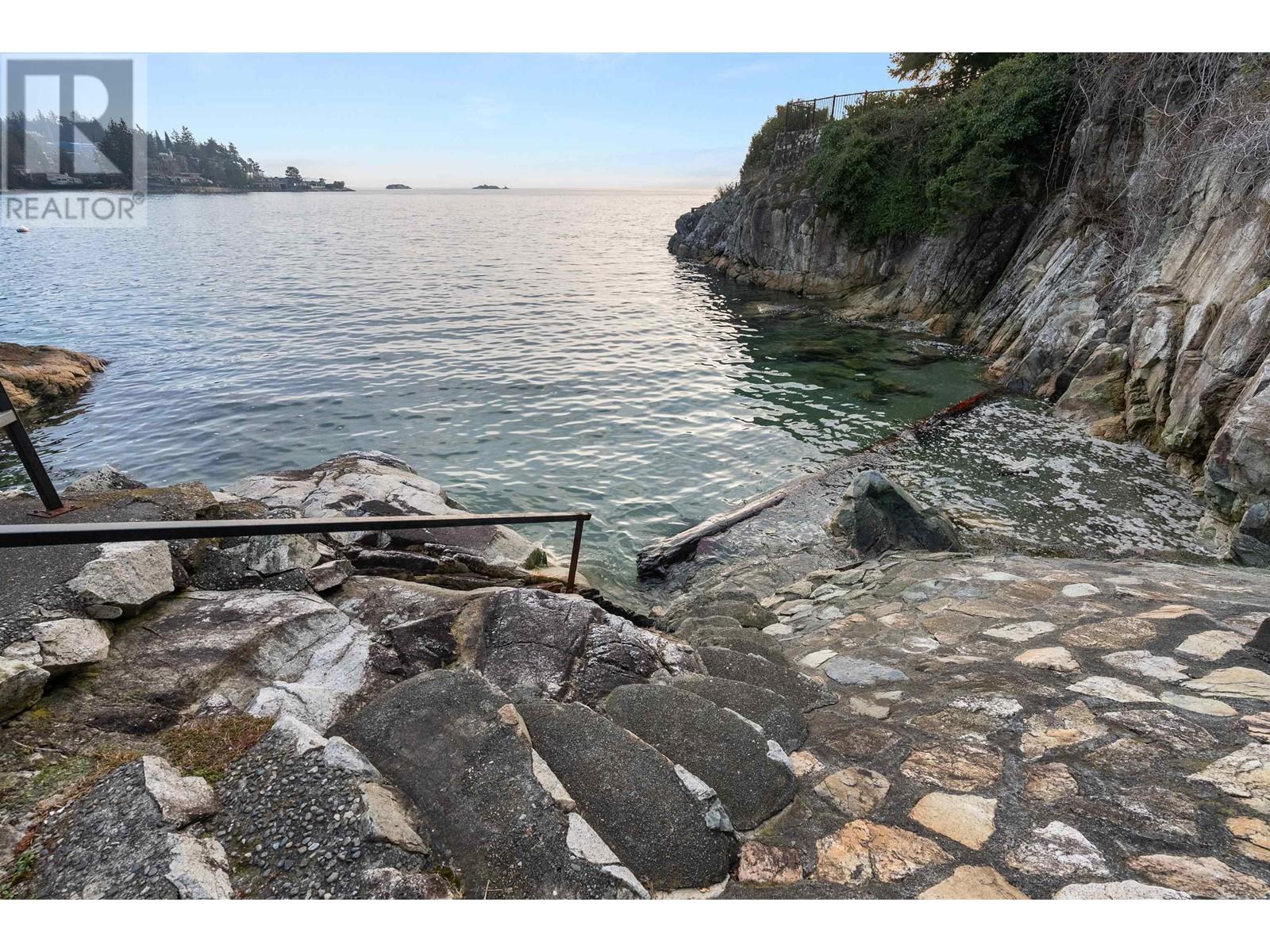 5802 Eagle Island, West Vancouver, British Columbia  V7W 1V5 - Photo 22 - R2959393