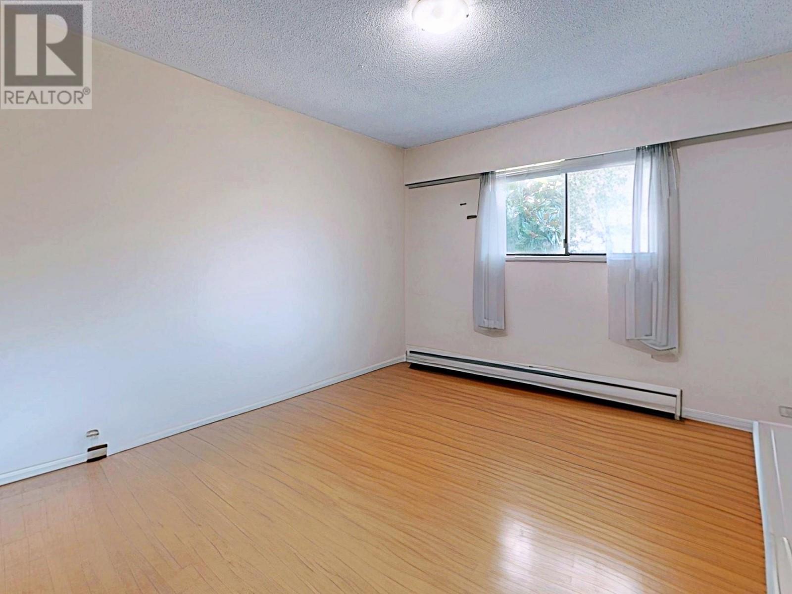 246 W 4th Street, North Vancouver, British Columbia  V7M 1H7 - Photo 21 - R2959374