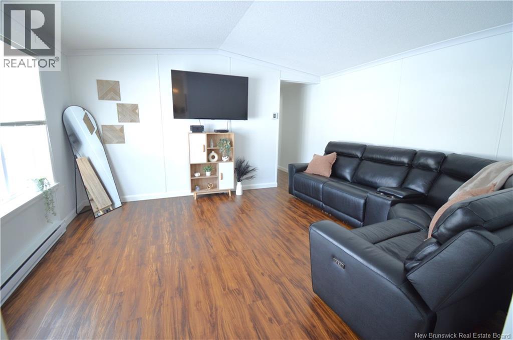 53 Perrot Street, Shediac, New Brunswick  E4P 0H3 - Photo 3 - NB112015