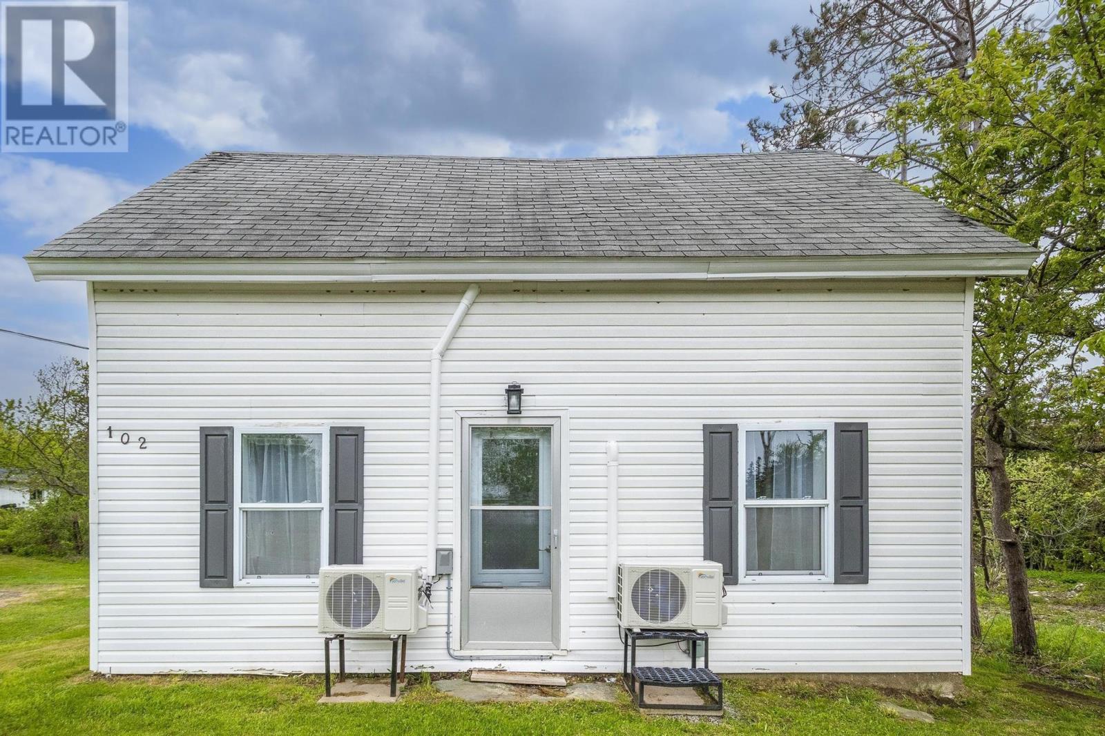 102 French Road, Plympton, Nova Scotia  B0W 2R0 - Photo 3 - 202502058