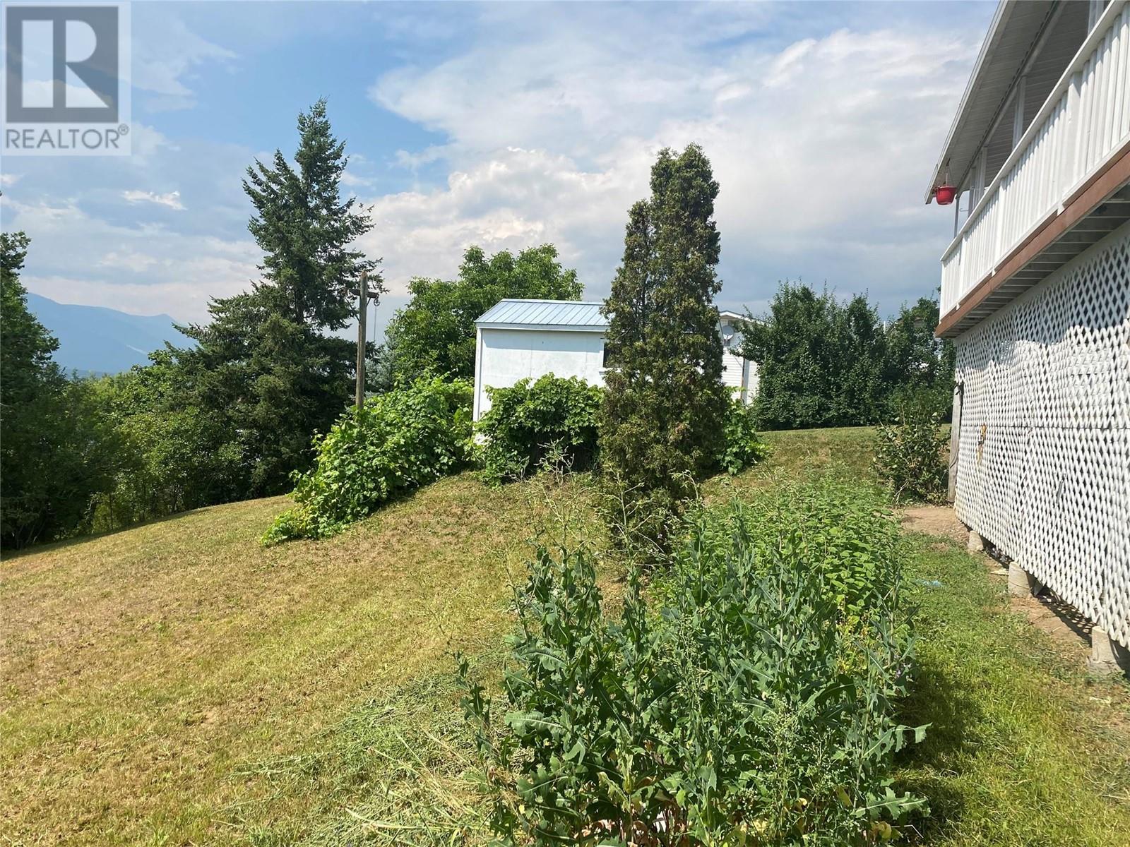 601 7th Avenue S, Creston, British Columbia V0B 1G3 - Photo 13 - 10334011