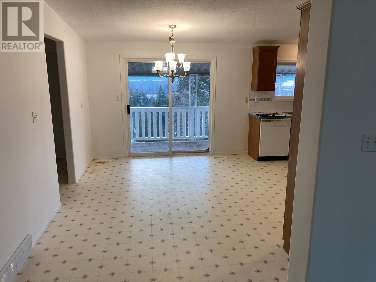 601 7th Avenue S, Creston, British Columbia V0B 1G3 - Photo 16 - 10334011