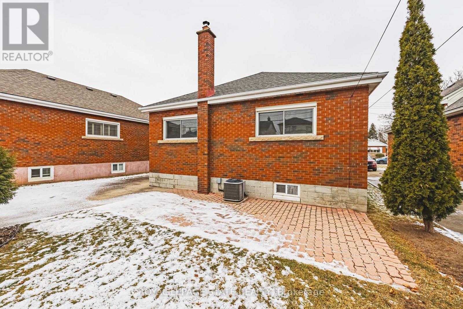 62 Paling Court, Hamilton, Ontario  L8H 5J2 - Photo 32 - X11949727