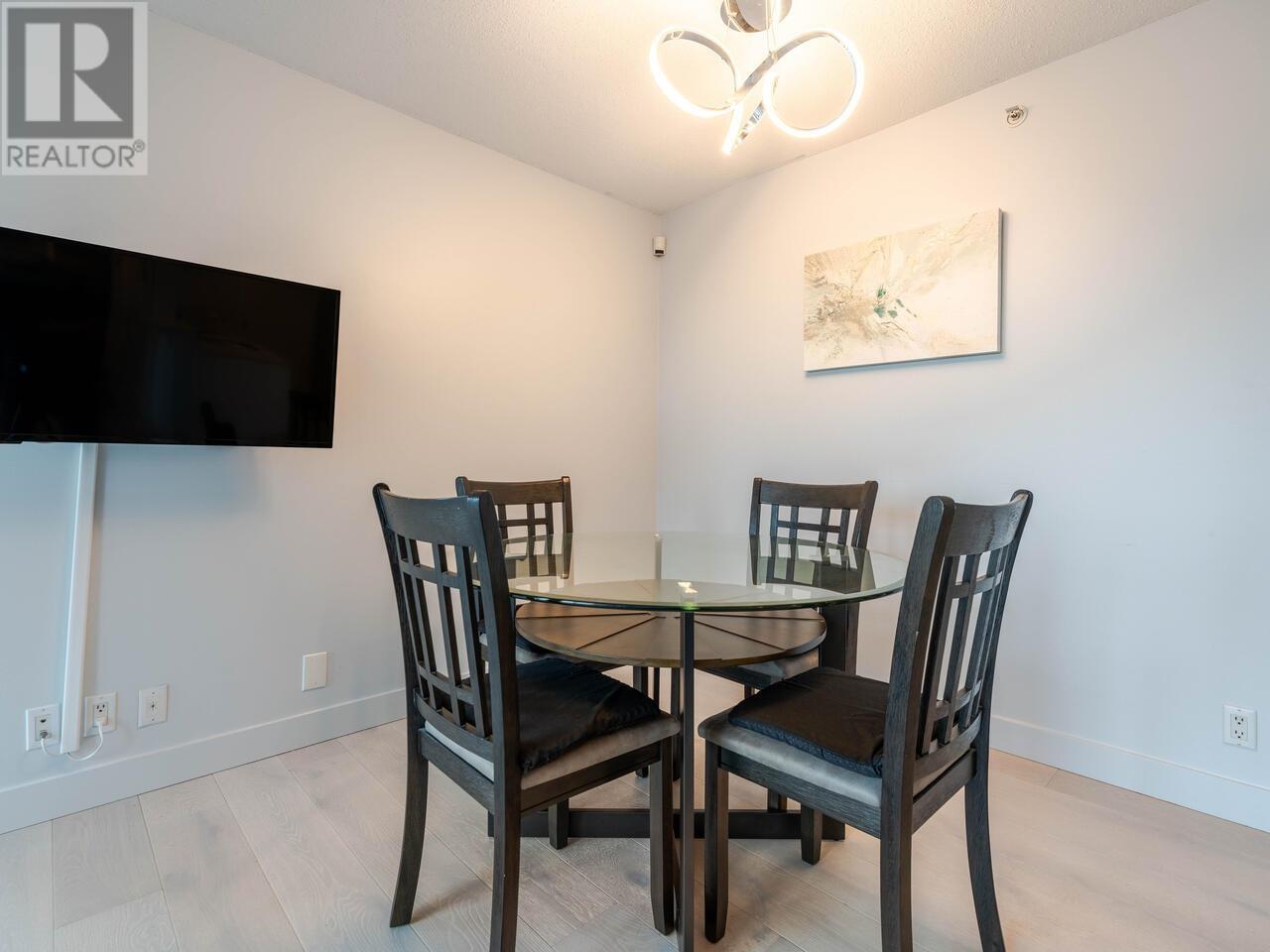 Listing Picture 10 of 25 : 1201 455 BEACH CRESCENT, Vancouver / 溫哥華 - 魯藝地產 Yvonne Lu Group - MLS Medallion Club Member