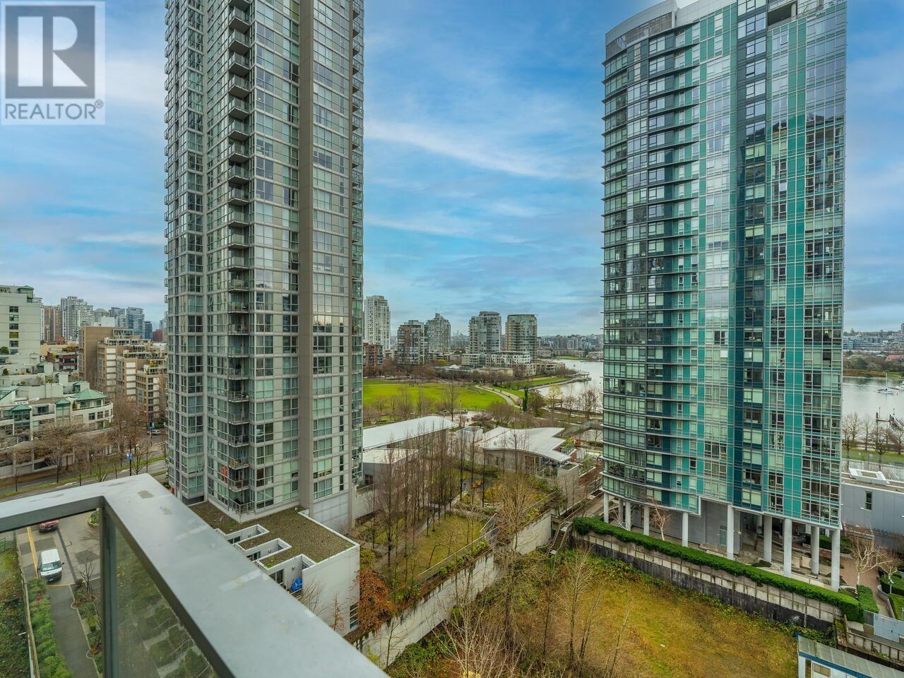 Listing Picture 12 of 25 : 1201 455 BEACH CRESCENT, Vancouver / 溫哥華 - 魯藝地產 Yvonne Lu Group - MLS Medallion Club Member