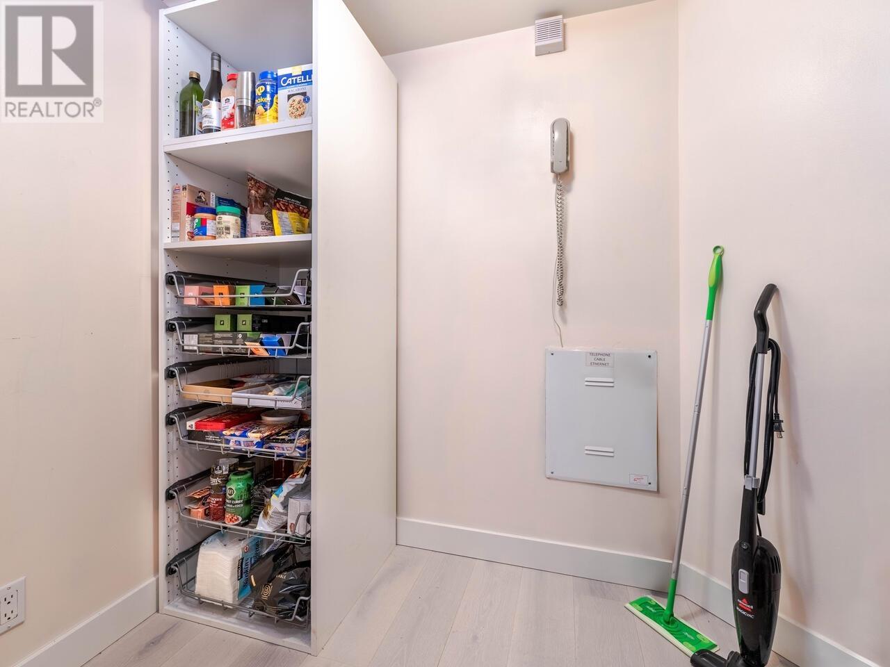 Listing Picture 17 of 25 : 1201 455 BEACH CRESCENT, Vancouver / 溫哥華 - 魯藝地產 Yvonne Lu Group - MLS Medallion Club Member