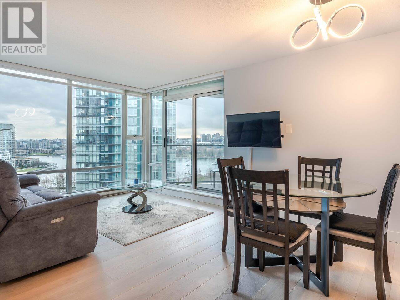 Listing Picture 9 of 25 : 1201 455 BEACH CRESCENT, Vancouver / 溫哥華 - 魯藝地產 Yvonne Lu Group - MLS Medallion Club Member
