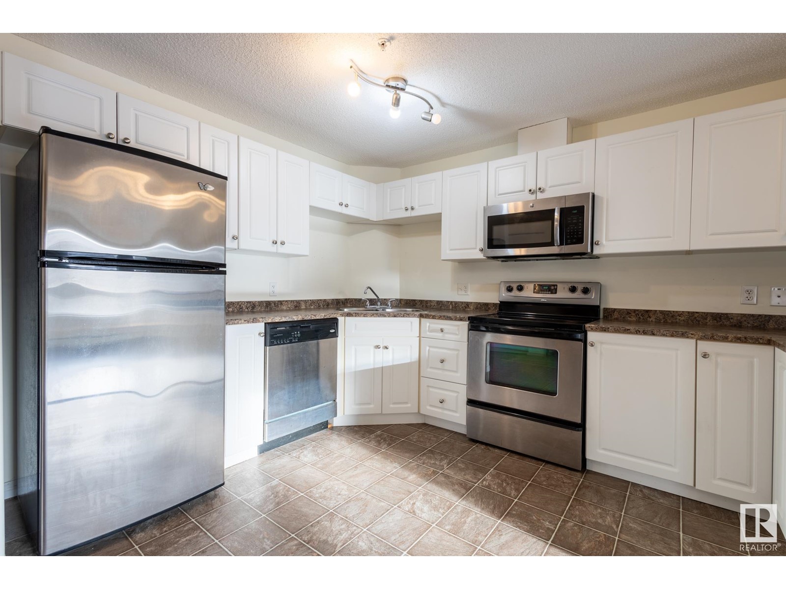 Property at #1111 7339 SOUTH TERWILLEGAR DR NW image 3
