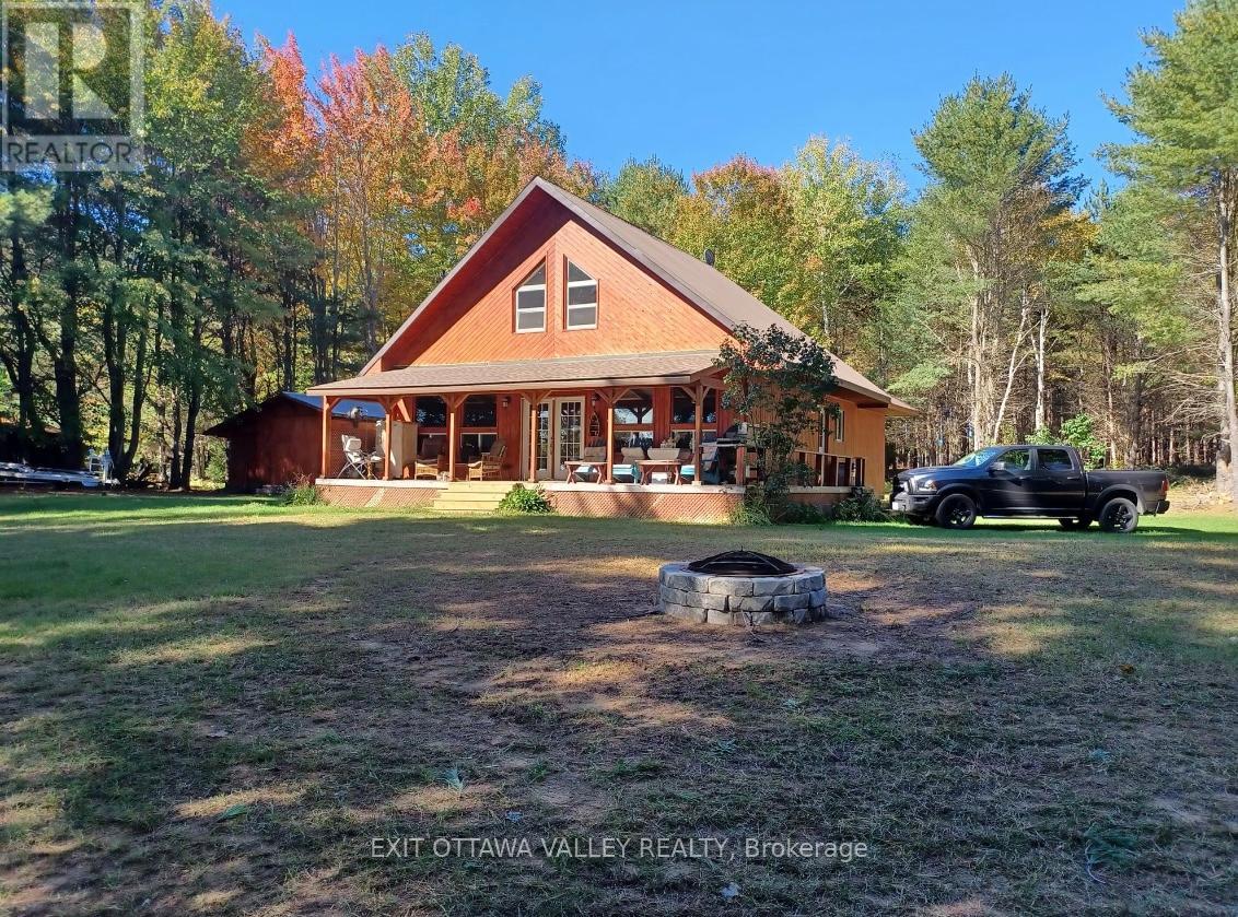 297 BOYLE LANE, Killaloe, Ontario