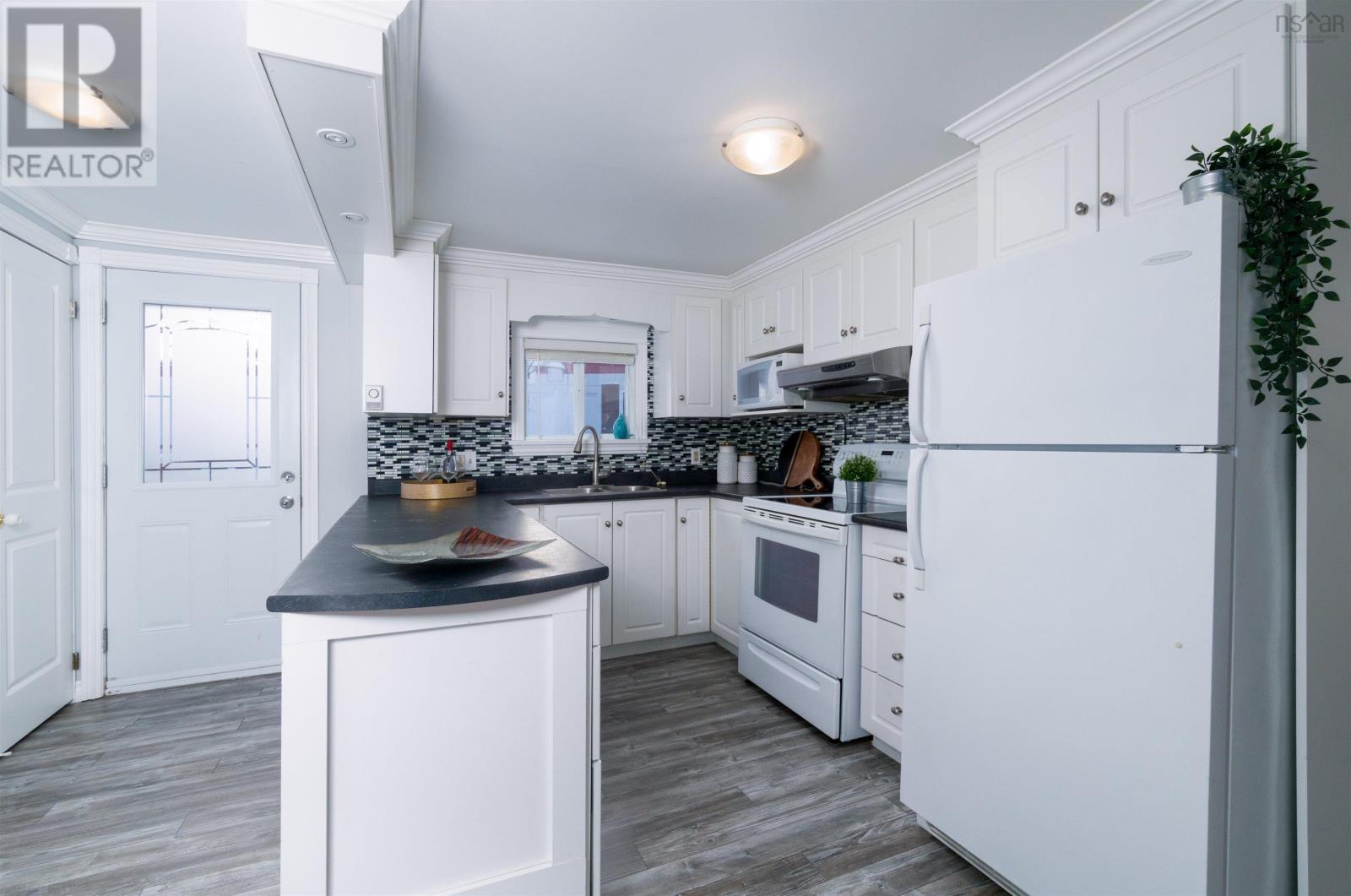 1141 Susan Drive, Beaver Bank, Nova Scotia  B4E 1P2 - Photo 13 - 202502069