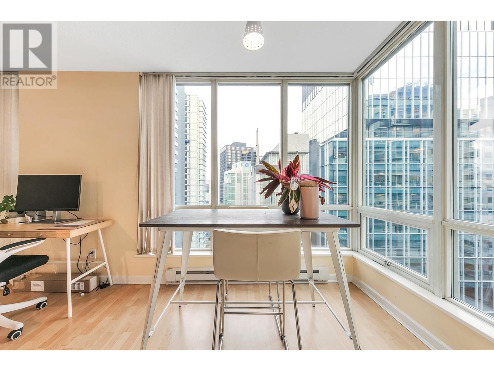 Listing Picture 10 of 40 : 1801 1166 MELVILLE STREET, Vancouver / 溫哥華 - 魯藝地產 Yvonne Lu Group - MLS Medallion Club Member