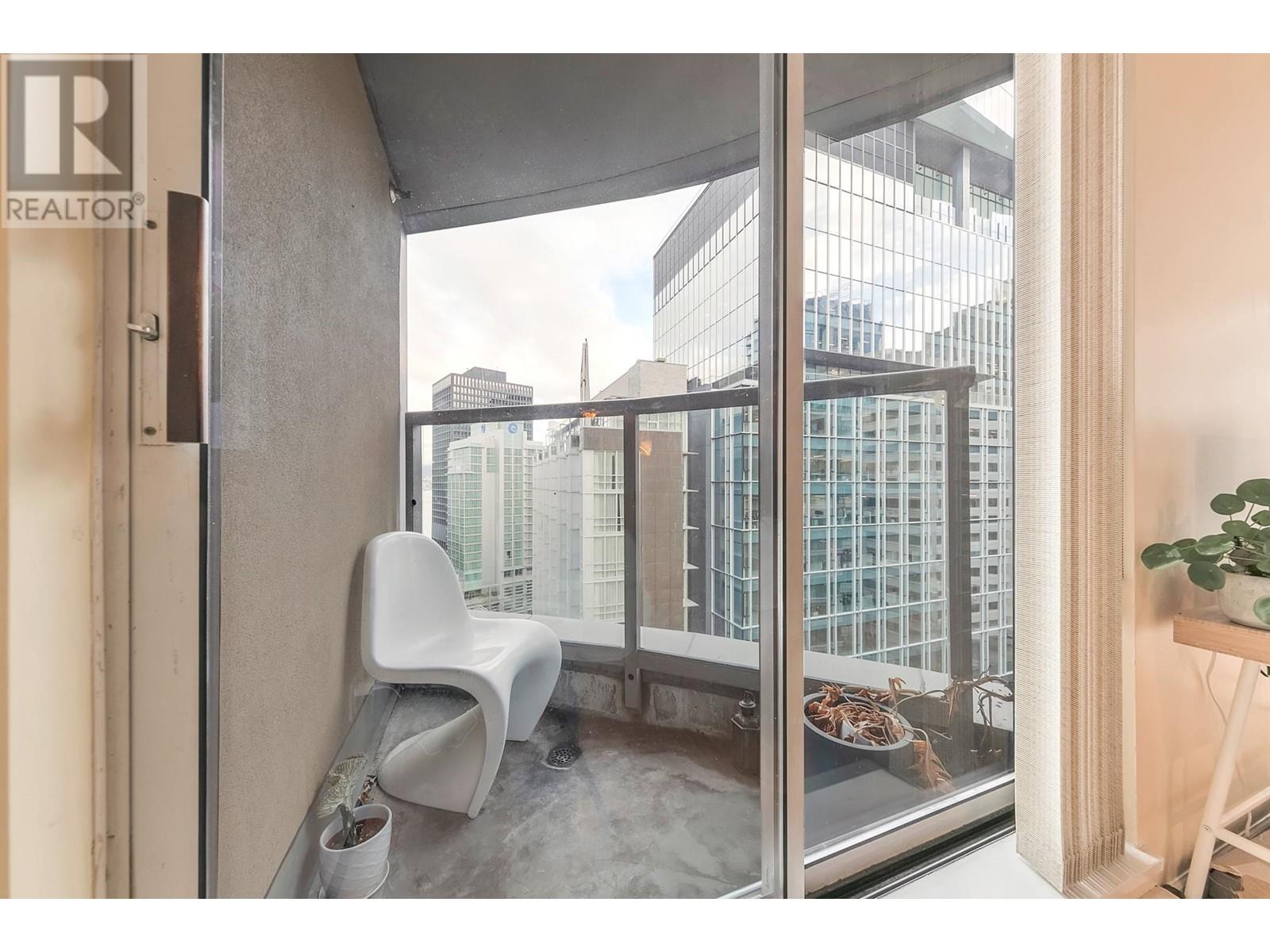 Listing Picture 15 of 40 : 1801 1166 MELVILLE STREET, Vancouver / 溫哥華 - 魯藝地產 Yvonne Lu Group - MLS Medallion Club Member