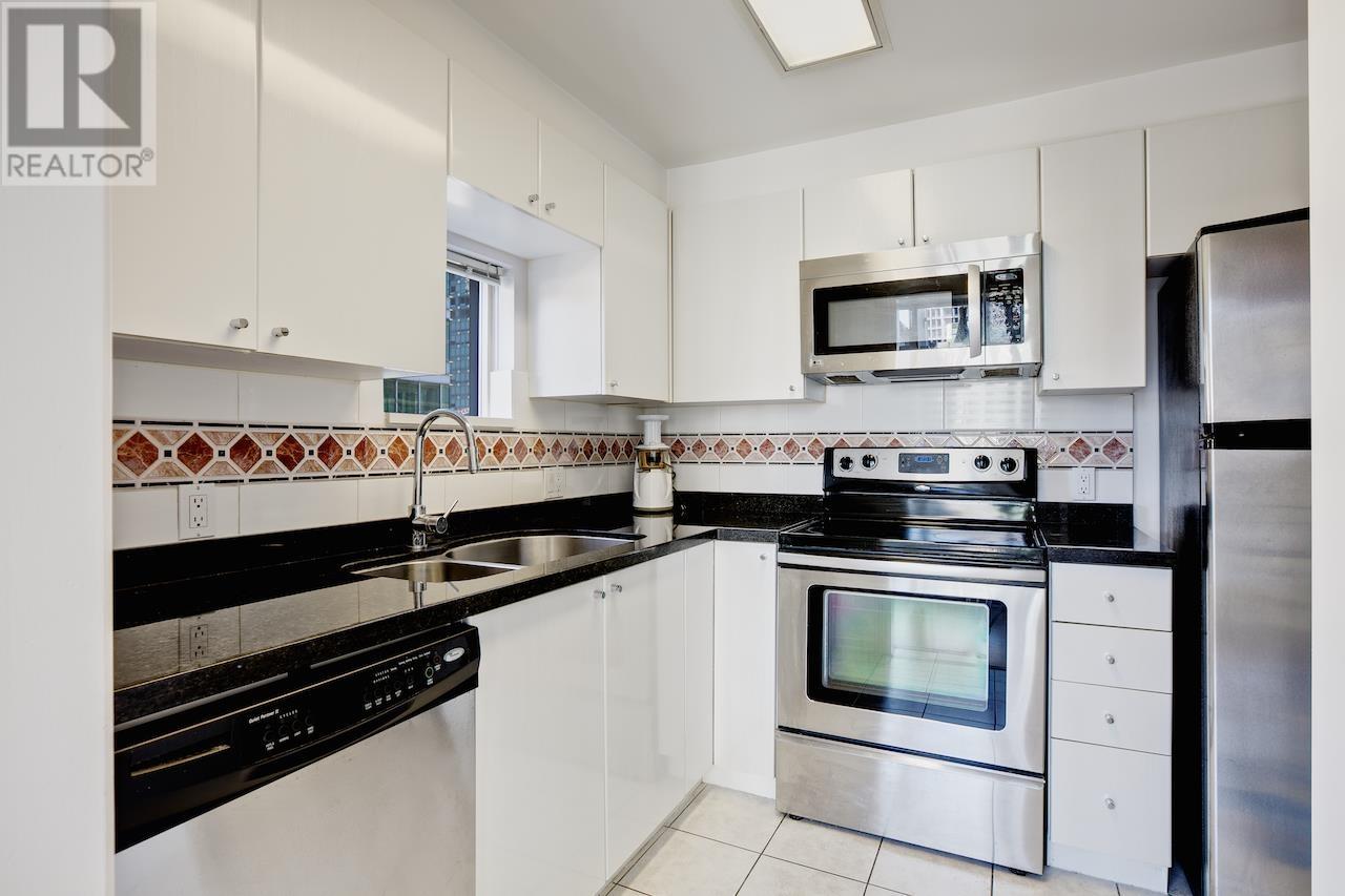 Listing Picture 28 of 40 : 1801 1166 MELVILLE STREET, Vancouver / 溫哥華 - 魯藝地產 Yvonne Lu Group - MLS Medallion Club Member