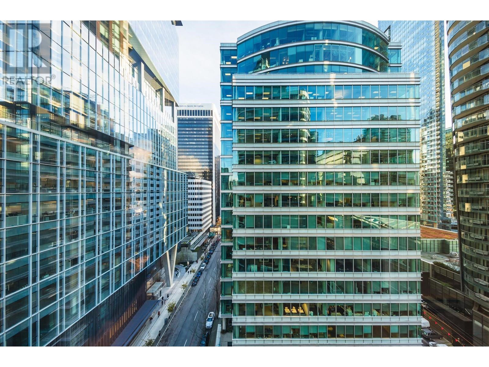 Listing Picture 3 of 40 : 1801 1166 MELVILLE STREET, Vancouver / 溫哥華 - 魯藝地產 Yvonne Lu Group - MLS Medallion Club Member