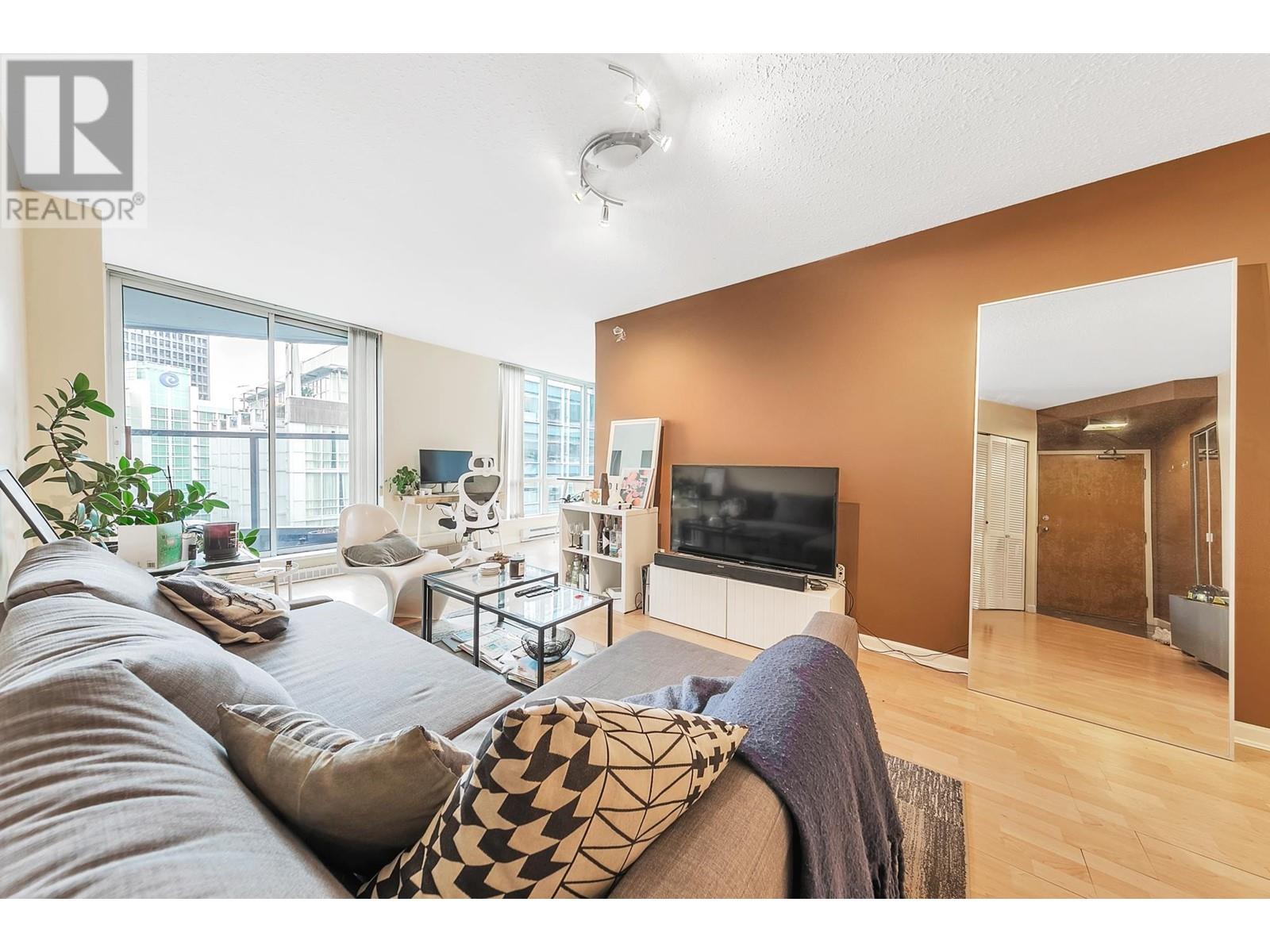 Listing Picture 5 of 40 : 1801 1166 MELVILLE STREET, Vancouver / 溫哥華 - 魯藝地產 Yvonne Lu Group - MLS Medallion Club Member