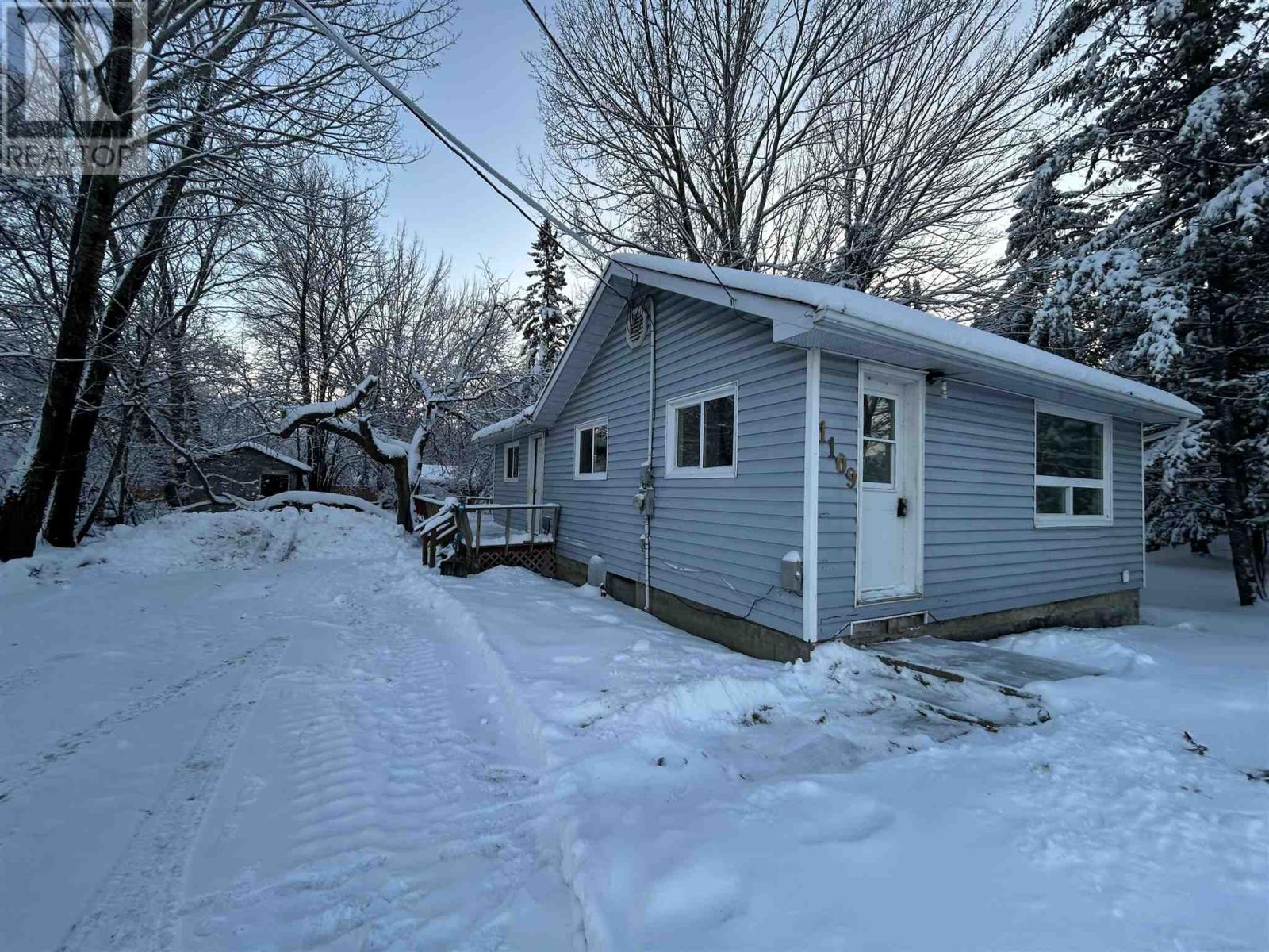 1109 Kings Highway, Fort Frances, Ontario  P9A 3L5 - Photo 45 - TB250194