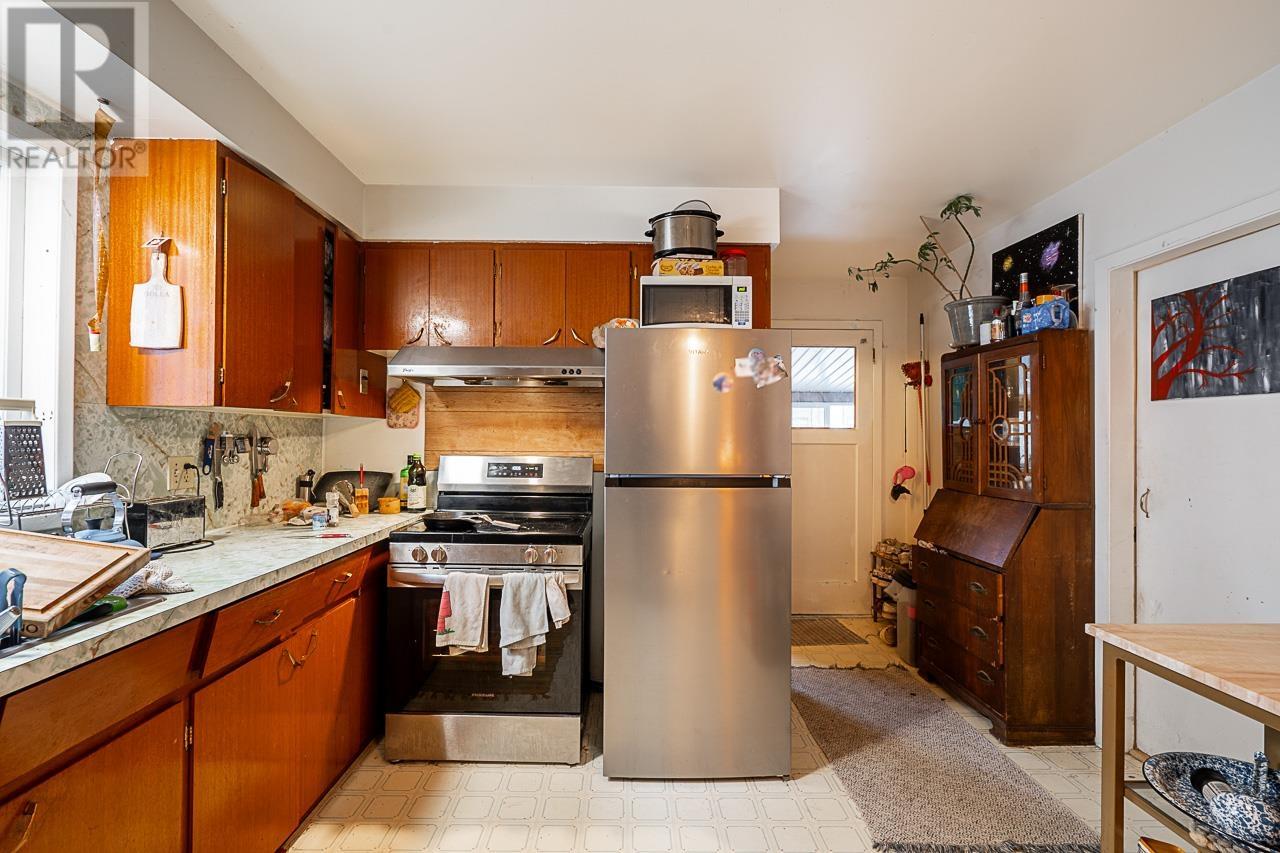 Listing Picture 5 of 22 : 3539 HULL STREET, Vancouver / 溫哥華 - 魯藝地產 Yvonne Lu Group - MLS Medallion Club Member