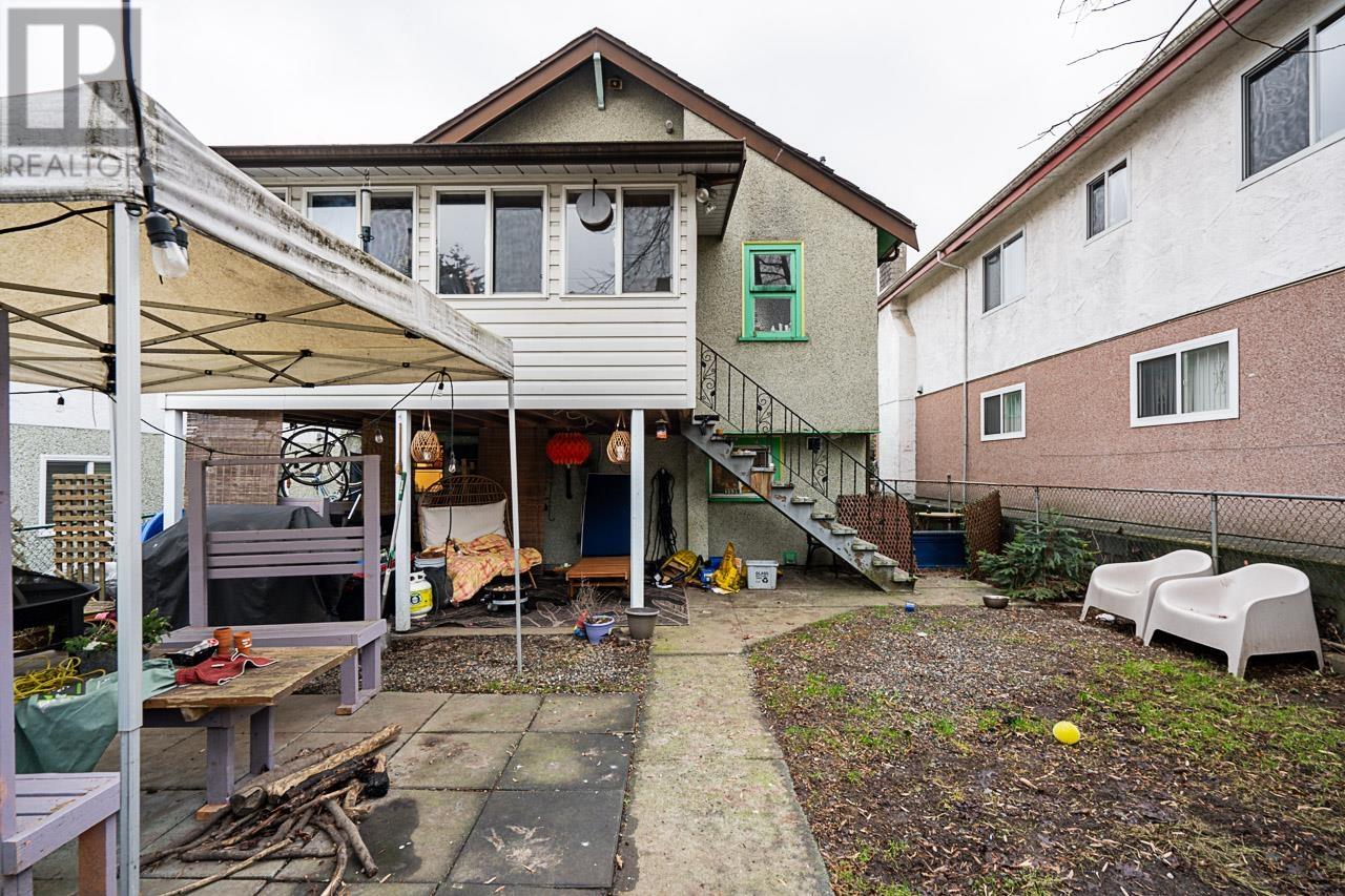 Listing Picture 17 of 22 : 3539 HULL STREET, Vancouver / 溫哥華 - 魯藝地產 Yvonne Lu Group - MLS Medallion Club Member