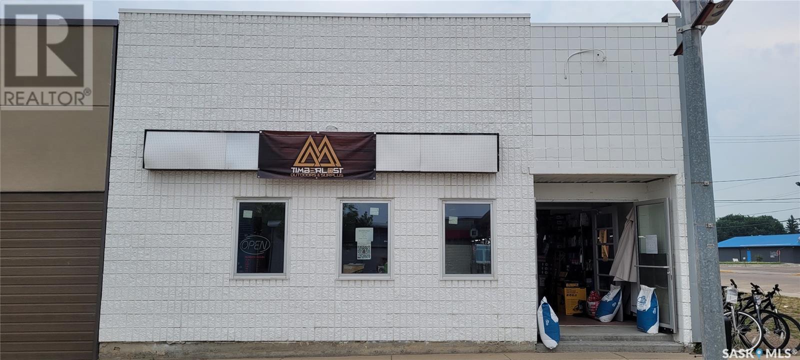 201 - 203 Centre STREET, Meadow Lake, Saskatchewan