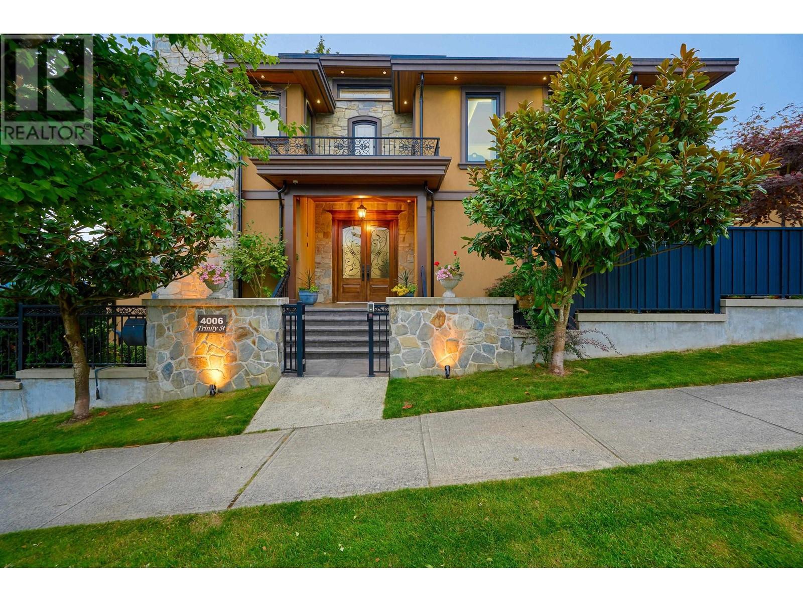 4006 Trinity Street, Burnaby, British Columbia  V5C 1N8 - Photo 2 - R2962203