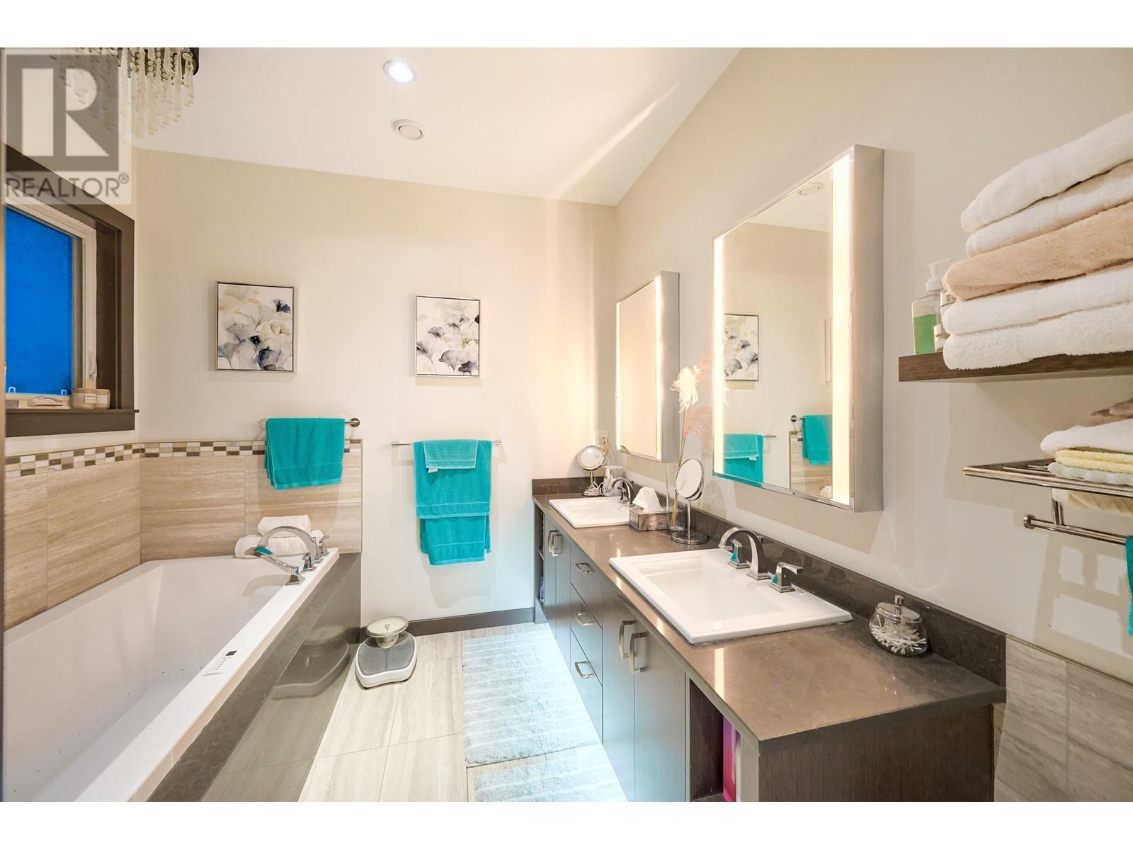 4006 Trinity Street, Burnaby, British Columbia  V5C 1N8 - Photo 20 - R2962203