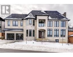 211 KENNEDY STREET W, Aurora, Ontario