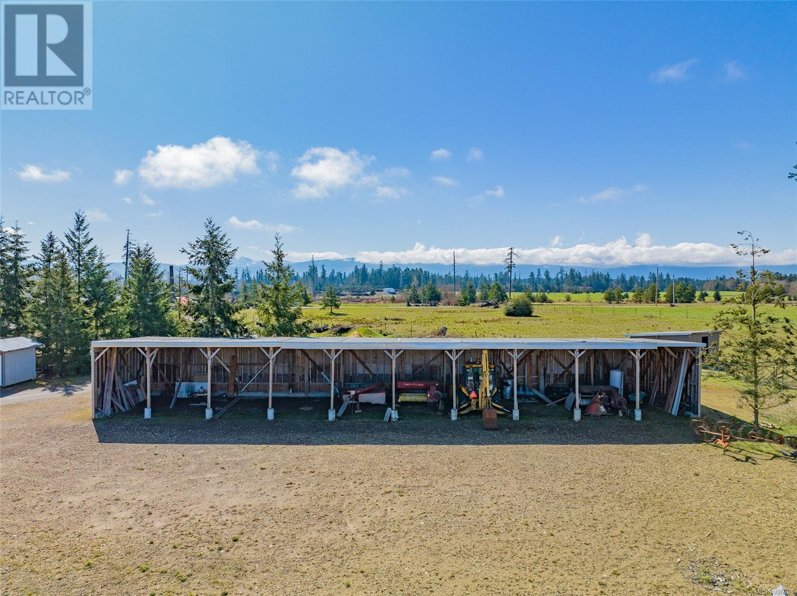 Property at 1355 Hodges Rd image 4