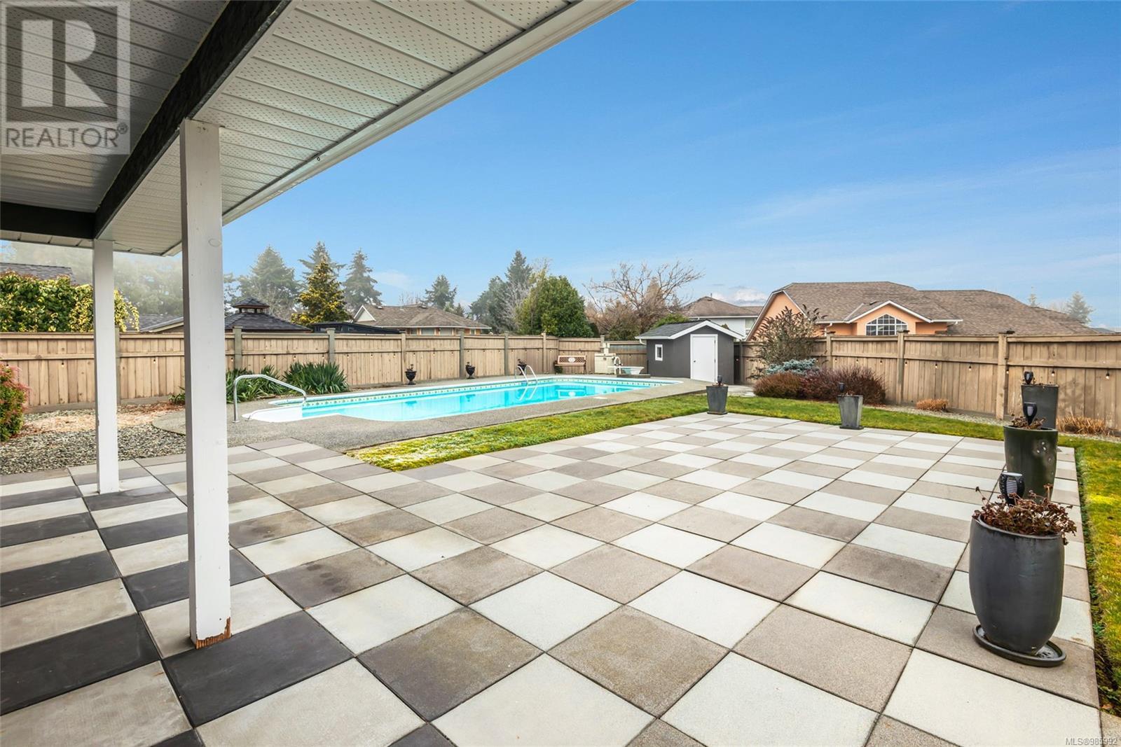 Property at 3543 Galiano Dr image 3