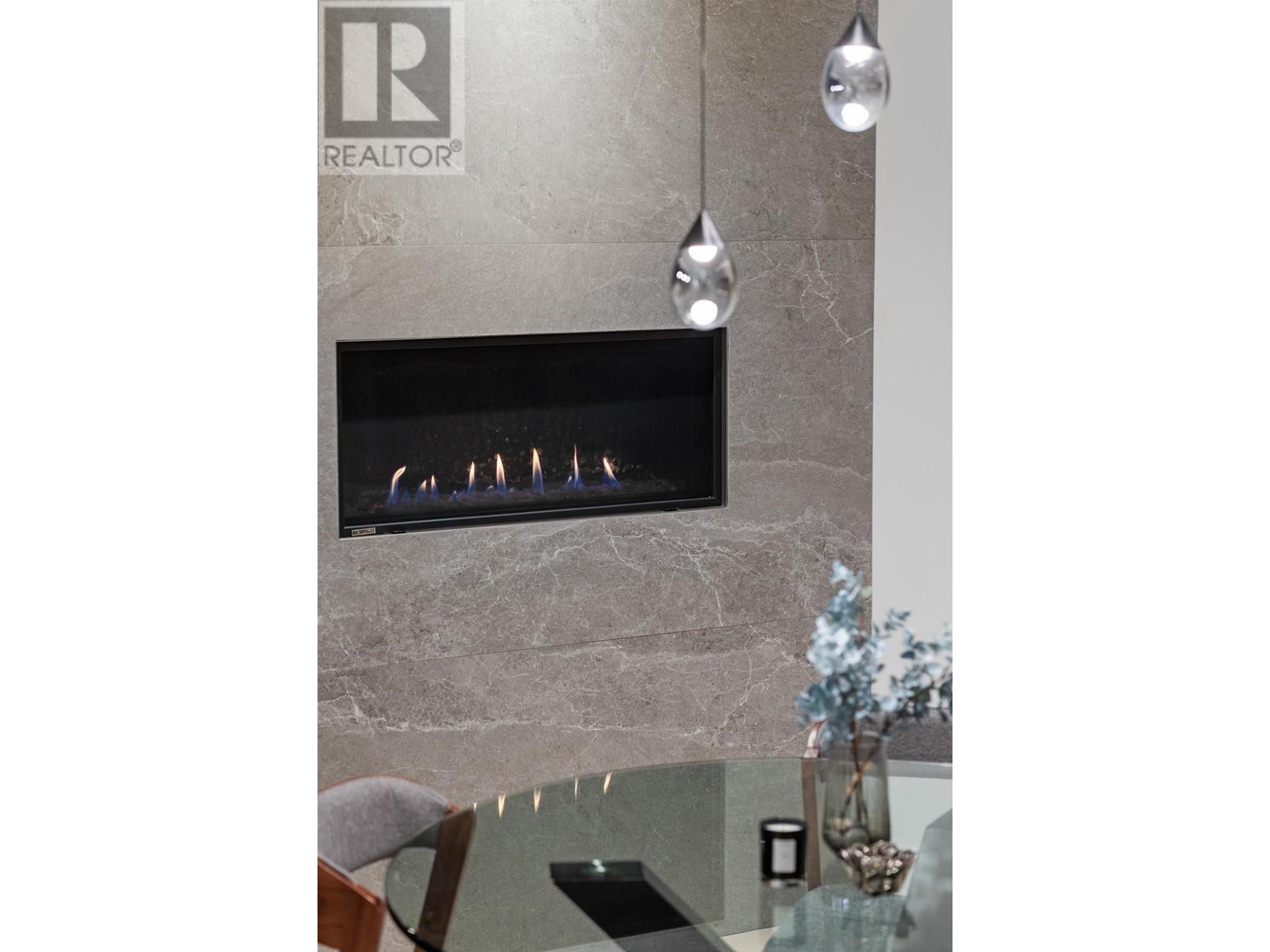 Listing Picture 24 of 40 : 2028 E 4TH AVENUE, Vancouver / 溫哥華 - 魯藝地產 Yvonne Lu Group - MLS Medallion Club Member