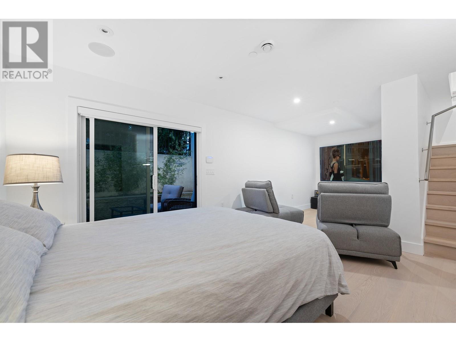 Listing Picture 27 of 40 : 2028 E 4TH AVENUE, Vancouver / 溫哥華 - 魯藝地產 Yvonne Lu Group - MLS Medallion Club Member