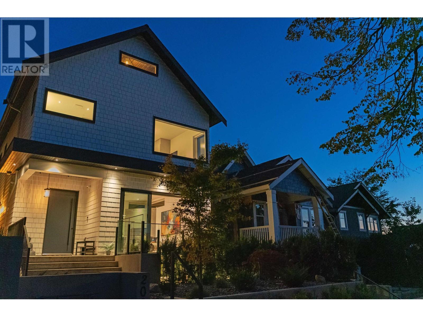 Listing Picture 7 of 40 : 2028 E 4TH AVENUE, Vancouver / 溫哥華 - 魯藝地產 Yvonne Lu Group - MLS Medallion Club Member