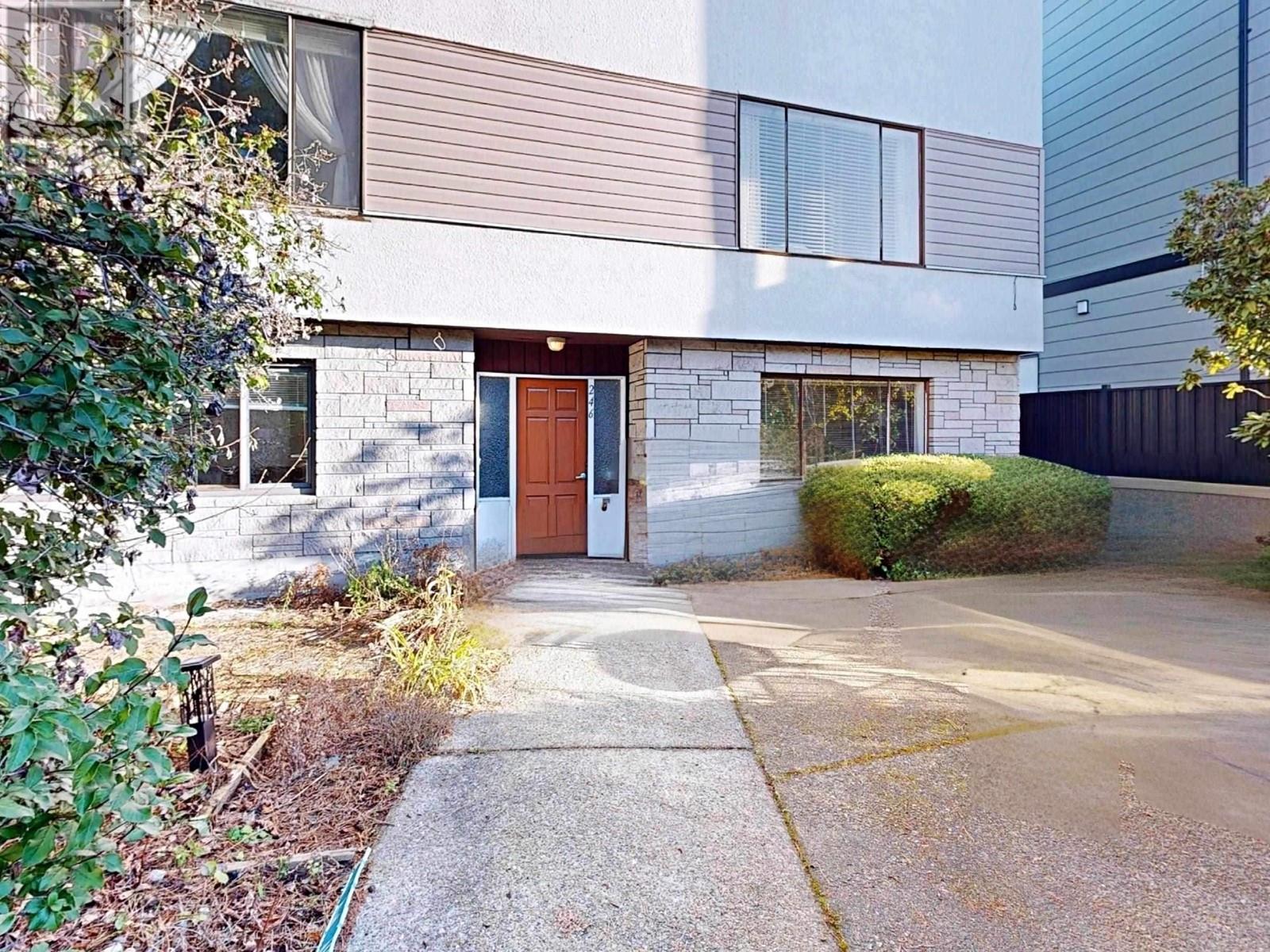 246 W 4th Street, North Vancouver, British Columbia  V7M 1H7 - Photo 8 - C8066256