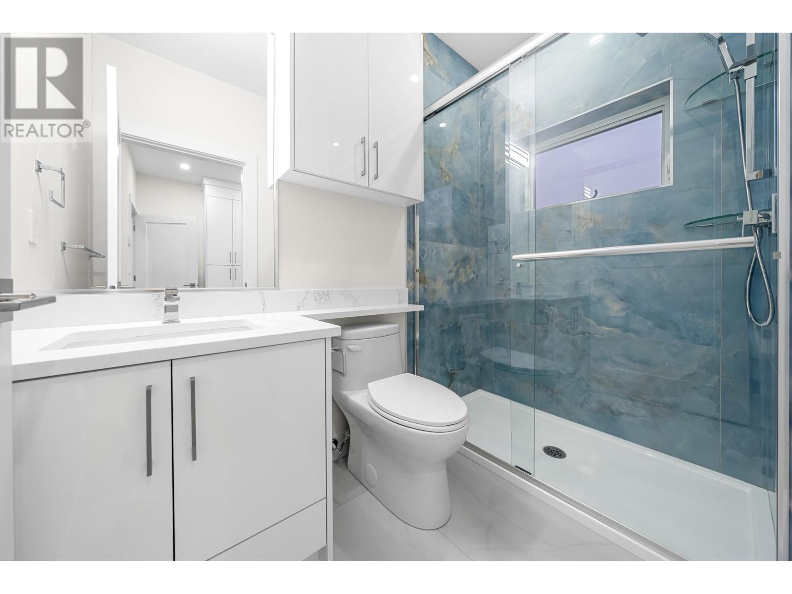 Listing Picture 26 of 40 : 2888 E 54TH AVENUE, Vancouver / 溫哥華 - 魯藝地產 Yvonne Lu Group - MLS Medallion Club Member