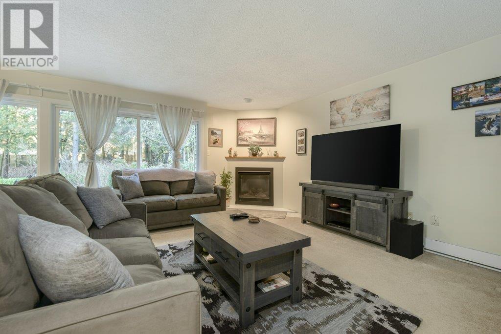 Listing Picture 5 of 31 : 9813 BELFRIAR DRIVE, Burnaby / 本拿比 - 魯藝地產 Yvonne Lu Group - MLS Medallion Club Member