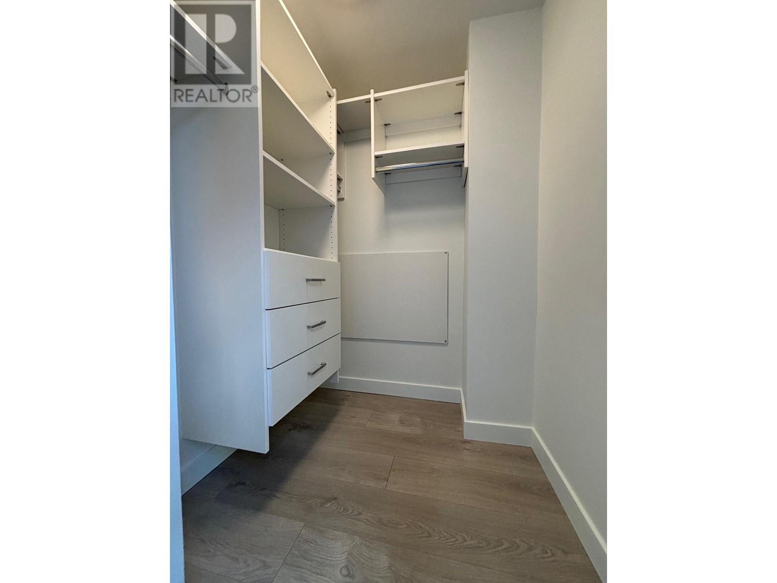 121 108 E 8th Street, North Vancouver, British Columbia  V7L 0H1 - Photo 13 - R2962129