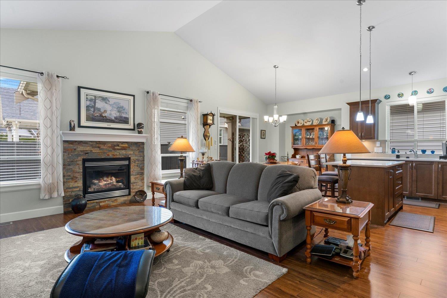 Property at 45823 S FOXRIDGE CRESCENT image 3