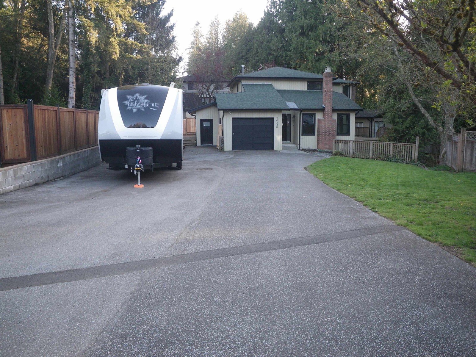 20228 49 Avenue, Langley, British Columbia  V3A 6W9 - Photo 2 - R2962330