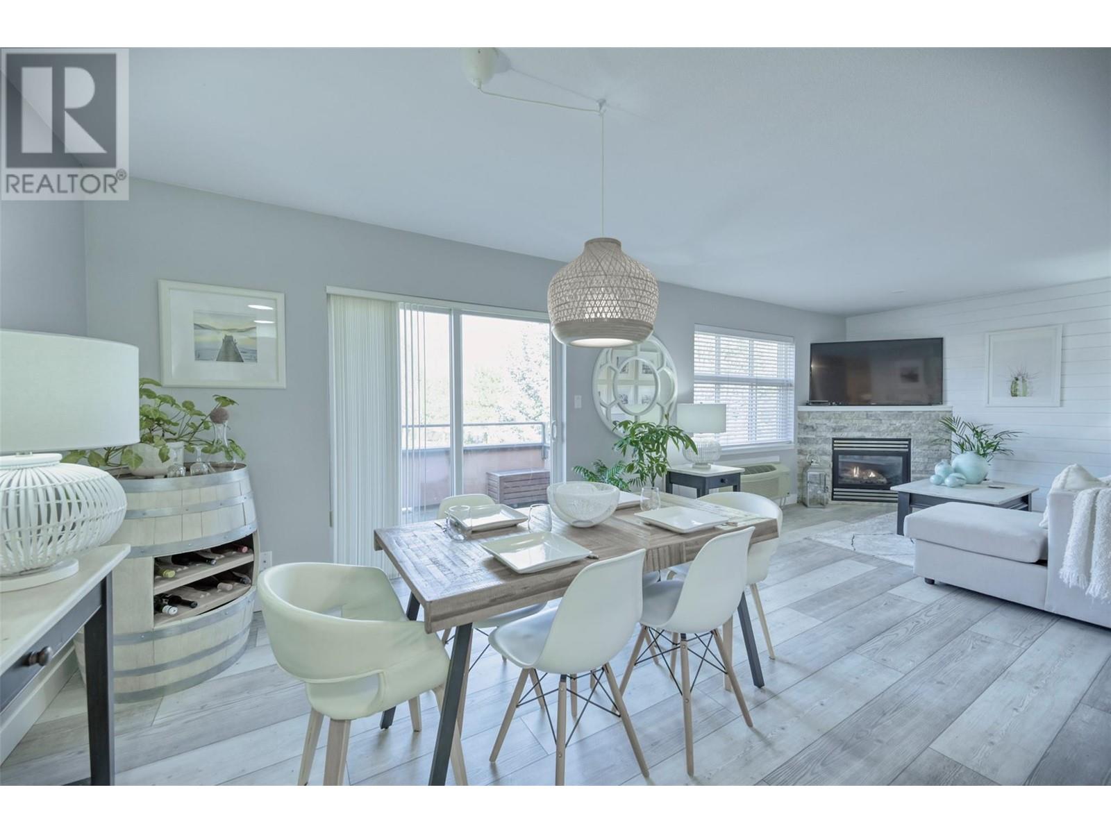Property at 7600 COTTONWOOD Drive Unit# 3 image 3